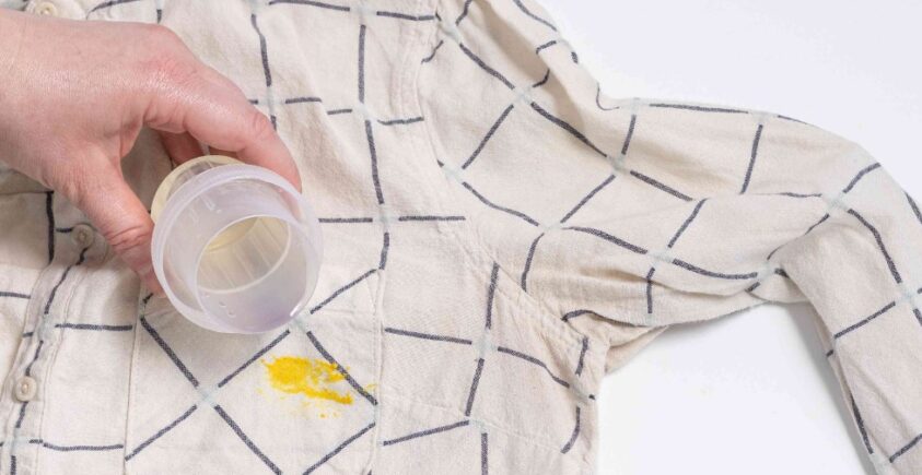 How to Remove Mustard Stains on Clothing